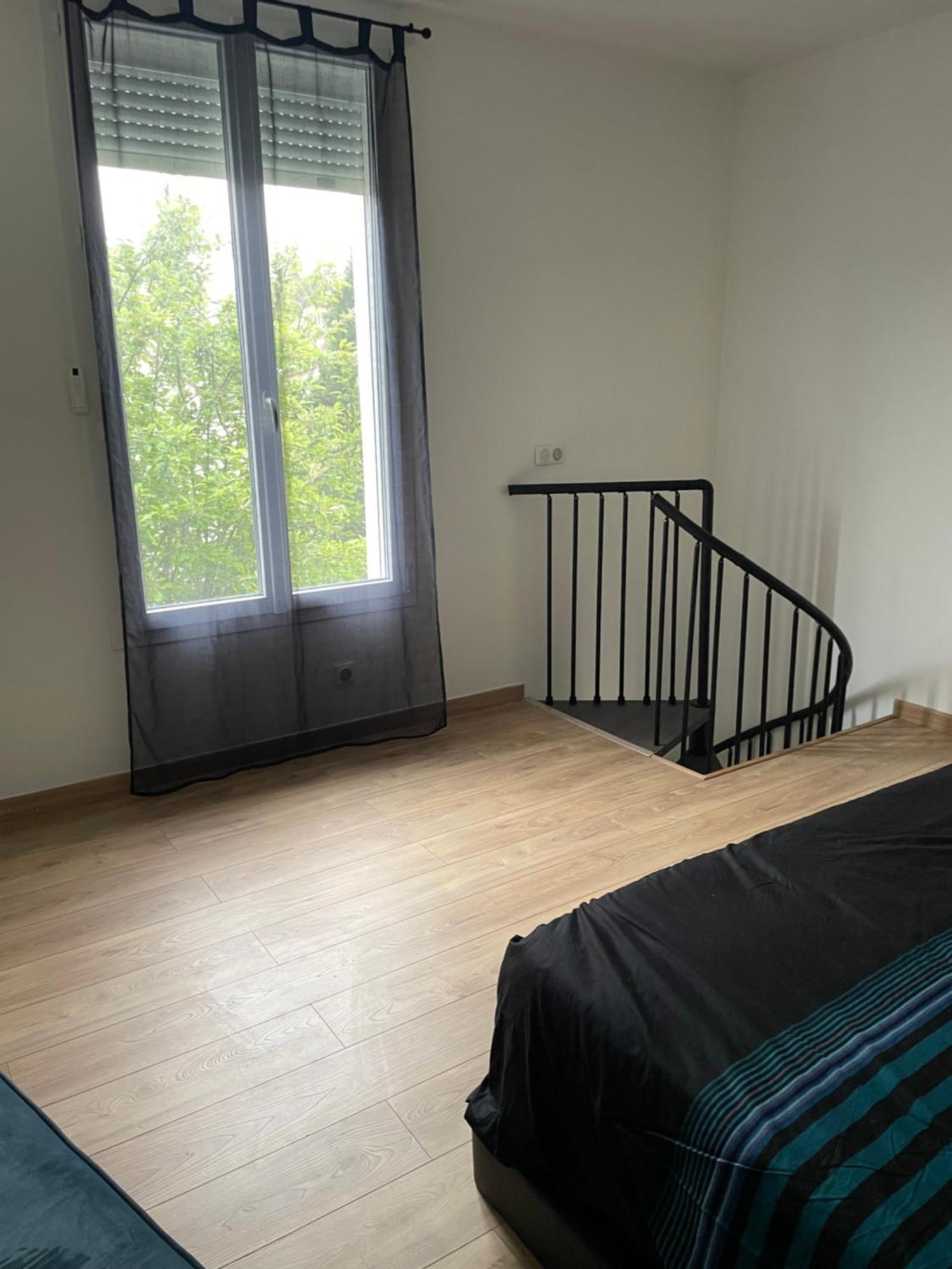 Charmante Maison Avec Jardin Aux Portes De Paris فيتري سور سين المظهر الخارجي الصورة